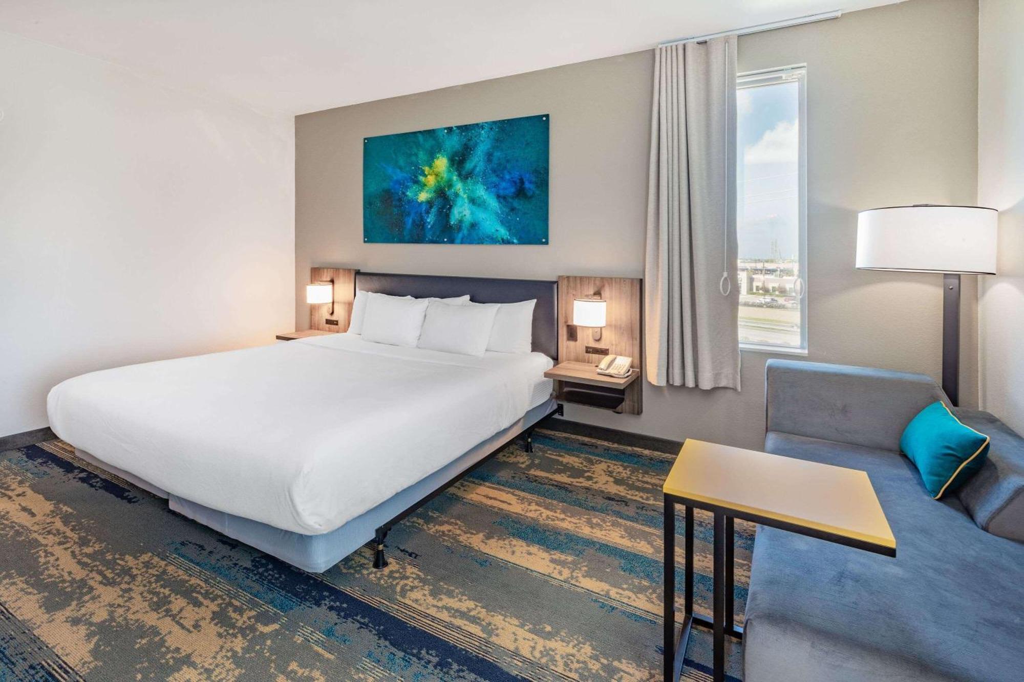 La Quinta Inn & Suites By Wyndham Galveston North At I-45 外观 照片